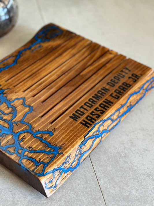 Live Edge Challenge Coin Holder - Fractal Burned Display